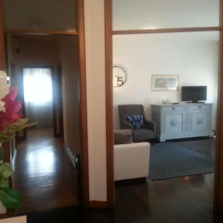 Apartment Con 2 E Garage Privato!