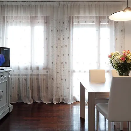 Con 2 E Garage Privato!