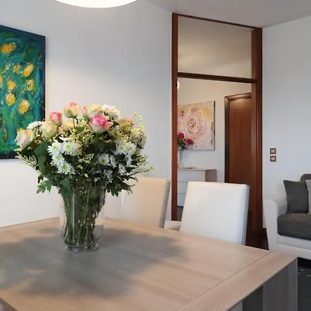 Apartment Con 2 E Garage Privato! Padua